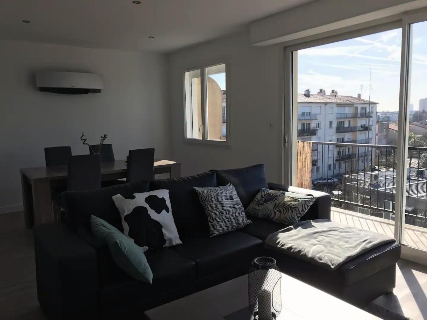 Superbe Appartement Proche Bordeaux Pied Du Tram Lormont Exterior foto